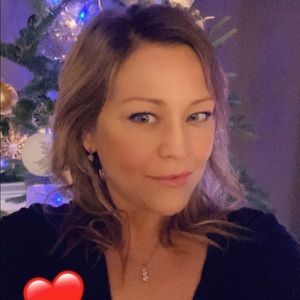 Meet your Posher, Lauralyn